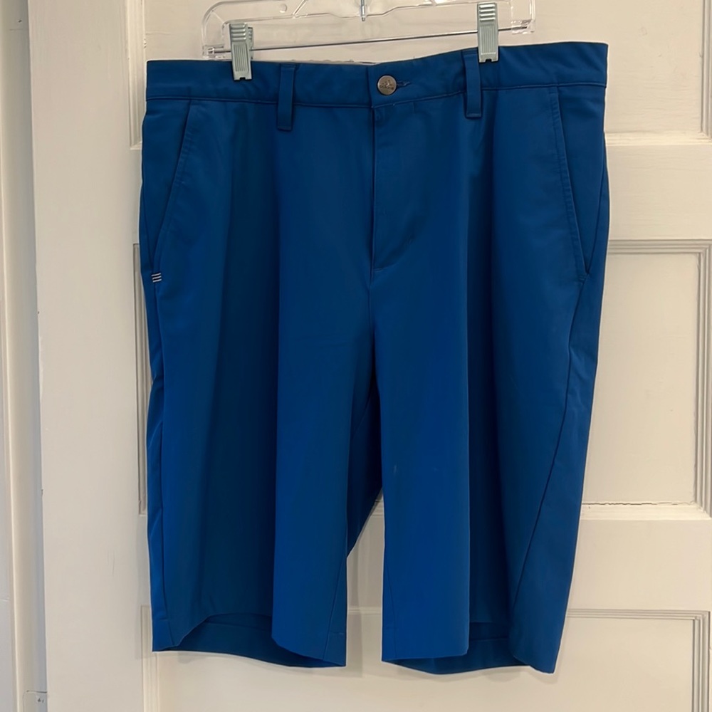 Adidas golf shorts. Waist size 32. Like new, barely worn.